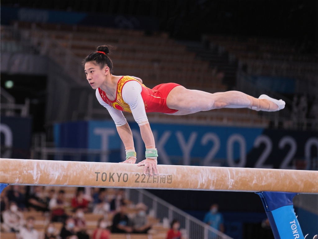 体育人戴皇冠:冠军之路上的无尽挑战 (体育人戴皇冠:冠军之路上的无尽挑战与荣耀征程) 对于体育人来说,时间是最无情的敌人。职业生涯往往只